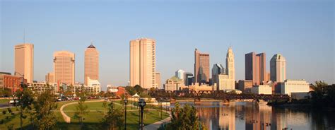 Columbus is a very photogenic city. File:Columbus-ohio-skyline-panorama.jpg - Wikimedia Commons