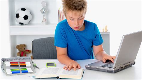 .schule schicken, sondern sie zu hause selbst unterrichten, nennt man das „hausunterricht nachteile der häusliche unterricht durch die eltern haben kann. Geschlossene Schulen: So klappt Lernen von zu Hause | NDR ...