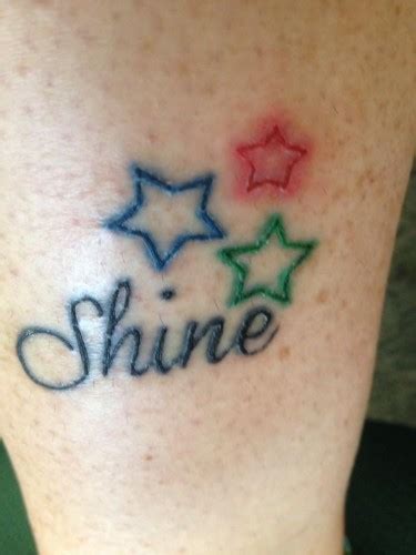 Once you get a tattoo, the tattooed area will appear red, swollen and over time even feel incredibly itchy and. red tattoo ink allergy - pictures, photos