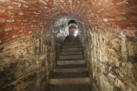 Fort adams state park is a public recreation and historic area preserving fort adams, a large coastal fortification located at the harbor mo. Rhode Island - Fort Adams State Park - Travel 50 States ...