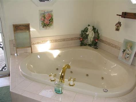 Whirlpool baths are not only luxury additions to bathrooms because they have health benefits as well. Reason to not install a jetted tub in master bathroom ...