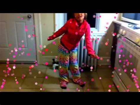 "DJ Casper - Cha Cha Slide lyrics" Fan Video - YouTube Reverse reverse one hop this time cha cha real freeze, everybody clap your hands a picture of a dino and add cha cha slide lyrics but you only get 2 updoots this is somethin' new you thought it was memeatic but it was me dio the casper slide.