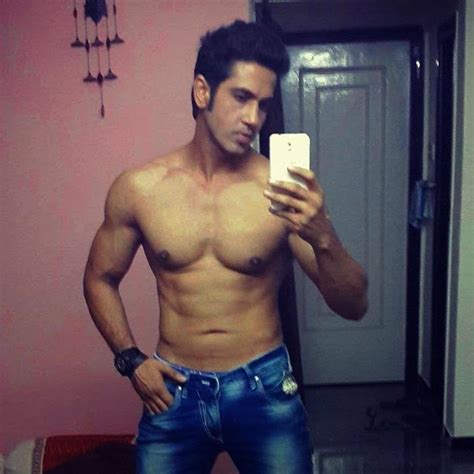 About aniruddh dave/ who is aniruddh dave ? Dare to bare : Hot Indian TV Actors : Malhar Pandya