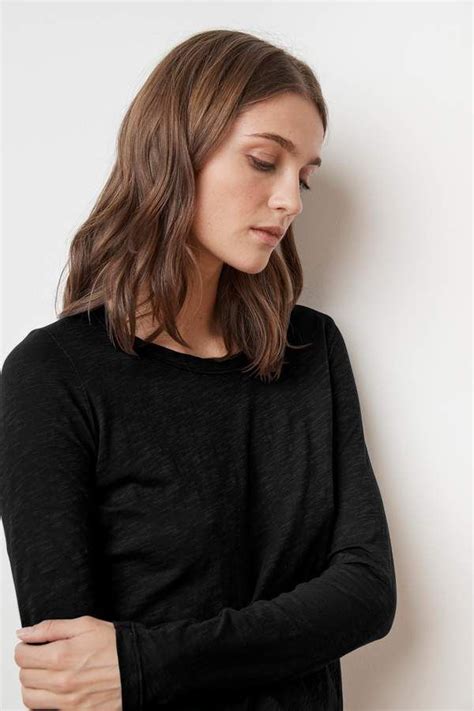 For this style, the hair is. Lizzie original slub long sleeve tee in 2020 | Short hair ...
