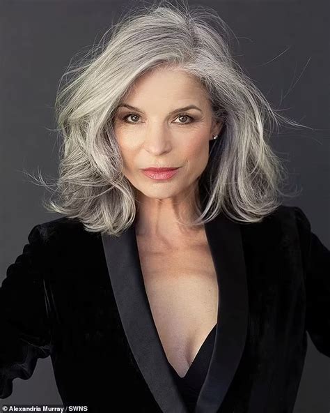 Model Says Going Grey Has Opened Many New Doors Daily Mail Online Silver Grey Hair