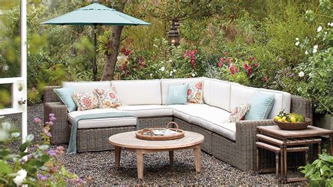 Castelle's park place collection features outdoor furniture that combines classic elegance with modern design. Hyde Park Modular Seating - Frontgatre (With images ...