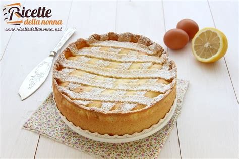 Una torta di ricotta dalla consistenza cremosa che si scioglie letteralmente in bocca proprio come una mousse che ricorda proprio l'interno della mitica crostata di. Crostata di ricotta all'arancia | Ricette della Nonna