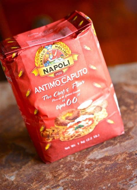 Caputo tipo 00 pizzeria flour, live yeast, purified water and himalayan pink salt. antimo caputo chef flour pizza dough recipe