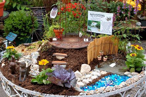 Diy fairy gardens offer children an enchanted play space to develop their creativity and imagination, and a place for adults to imagine into and meditate upon. Natureworks | Indoor Gardening