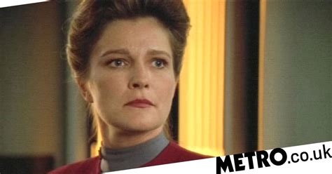 Star Trek Voyagers Kate Mulgrew Is Reprising Captain Janeway Metro News