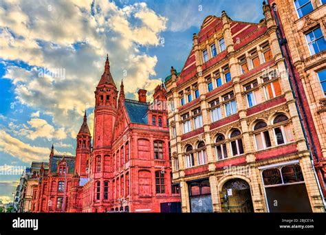 The Victoria Law Courts In Birmingham England Stock Photo Alamy