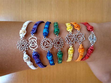 Pulseras macramé de los 7 chakras - Artesanum