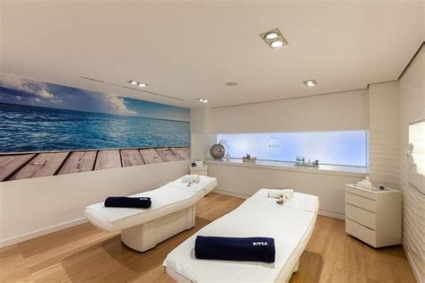 Nach knapp 30 minuten massage bekam ich noch ein paar minuten ruhe um wieder kraft für die arbeit zu sammeln. Ein Besuch im NIVEA Haus in Berlin | luxusbeautyblog.com