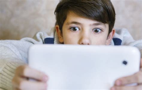 6 Ways To Help Your Child Drop The Gadget Addiction Nurturey Blog