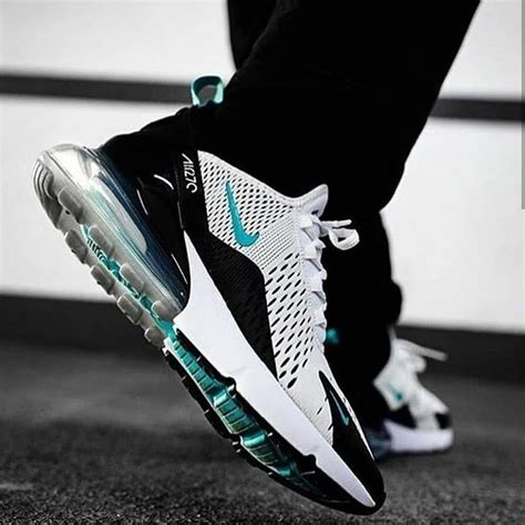 Das gilt leider auch für die hauptperson madison clark (kim dickens), die mir in deadwood (5 sterne) noch gut gefiel. Nike Air 270 para caballeros disponibles en # ...