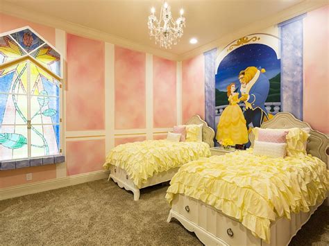 Home is where the heart is. Ahhh we stayed at this house Ella loved the room | Disney ...