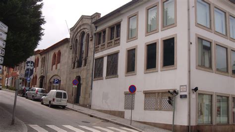 View on the quality of urban public spaces trough walking methodology which enable politic and citizen sense to. PROSIMETRON: Museu Teixeira Lopes