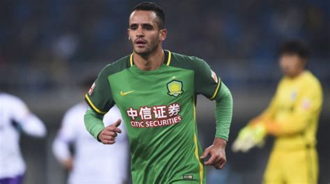 Renato soares de oliveira augusto, or simply renato augusto (born 8 february 1988) is a brazilian professional footballer who plays as a midfielder for chinese club beijing guoan. Renato Augusto - Player profile 2021 | Transfermarkt