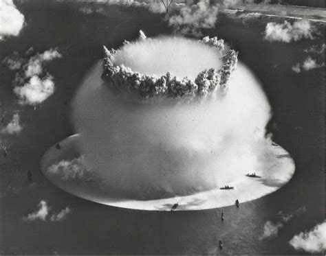 Images Of Worlds First Underwater Nuclear Explosion Unbelievable Info