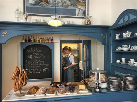 Free wifi access is available. Nederlands Bakkerijmuseum Hattem - MuseumTV
