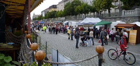 Smějete se rádi pověrám nebo literárním klišé? Náplavka Farmers Market - Prague Blog