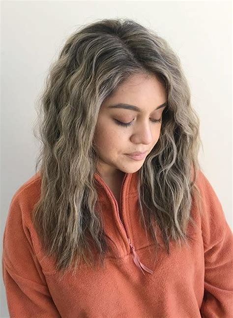 Best Ash Brown Hairut Styles For Ladies To Show Off In 2020 Stylezco