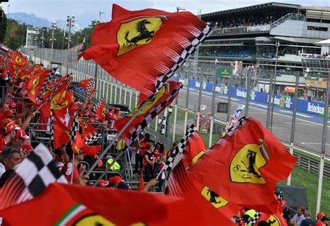 Check spelling or type a new query. Formel-1 LIVE GP Italien Startaufstellung: Jetzt das F1 ...