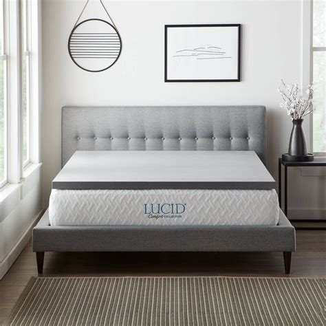 A close look at a conforming, affordable, bamboo memory foam mattress. LucidComfortCollection 2" Bamboo Charcoal Memory Foam ...