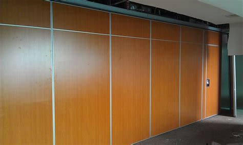 Wooden Folding Panel Partitions Temporary Room Dividers 17 Meter Height