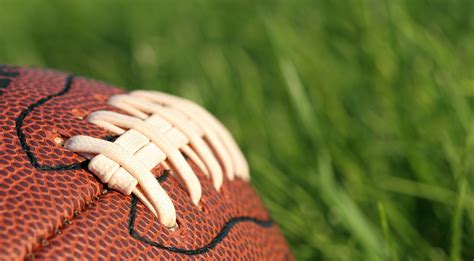 American Football Wallpaper HD - WallpaperSafari