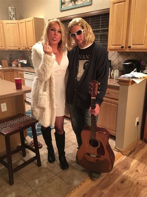 Courtney Love And Kurt Cobain Kurt Cobain Costume Halloween Ideas