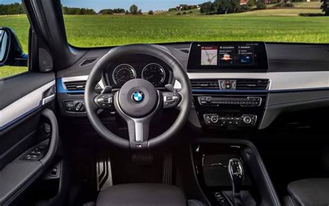 Check out the bmw x1 review from carwow. Comparison - BMW X1 xDrive20i M Sport 2020 - vs - Jeep ...