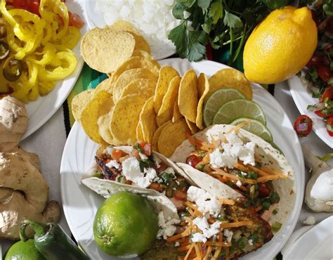 Jalapeno white sauce for fish tacos. Recipe: Chef William Read's jalapeno lime salmon for fish ...