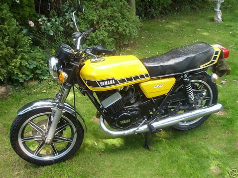 Media in category 250cc motocross motorcycles. 1980 Yamaha RD 250 - Moto.ZombDrive.COM