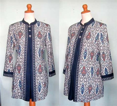 In the world of interior design, in interior design, batik can be. Model Baju Batik Atasan Kerja Wanita Gemuk - Desain Model ...