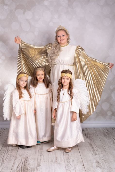 Zusammen mit den fleissigen engelchen. Das neue Hersbrucker Christkind steht fest - N-LAND