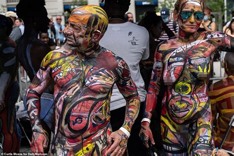 Models Strip Naked In Broad Daylight To Become Human Works Of Art In New York City S Annual