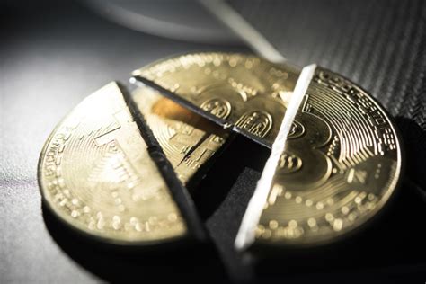 The default setting shows prices in usd and sorts crypto assets based on the market capitalization. JPMORGAN WARNS: There's a 'fairly high risk' bitcoin could ...