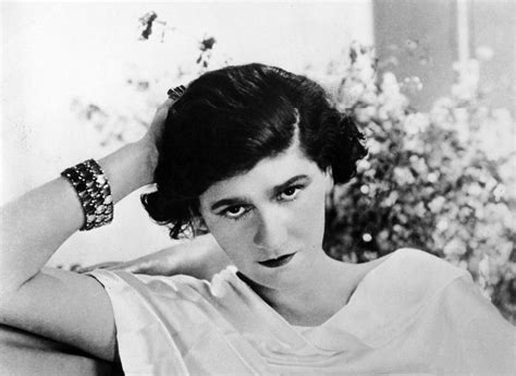 Mademoiselle coco chanel built one of the most iconic brands in the world—and a lbd with a spritz of tweed jackets, the little black dress, menswear as womenswear: Coco Chanel: The fashion Icon - Vintage fashion