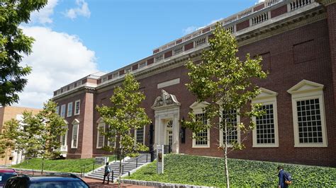Harvard Art Museums Likely To Remain Closed Through Spring Semester