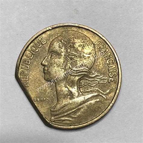 10 Centimes 1967 Mint Error France