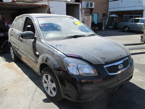 Search for your spare parts, products and accessories specific to your make and model all with a simple search through my. Kia Rio III 5DR HB 1.4i -M- Black. Kia spare parts - New ...