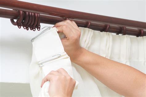 How To Hang Pinch Pleat Curtains 5 Steps