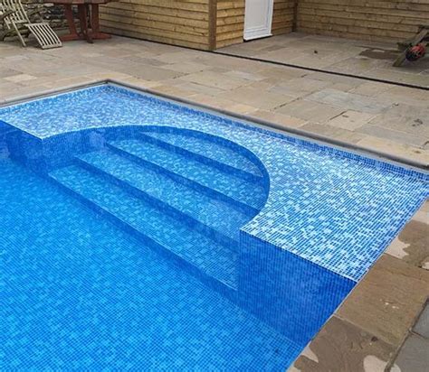 Roman Style Outdoor Pool Steps Isca Pools