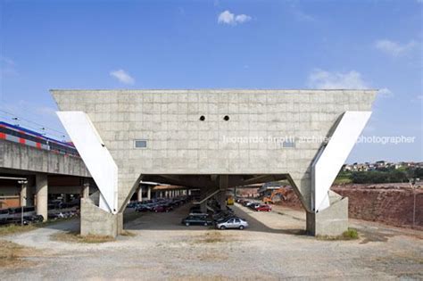 Veja mais ideias sobre arquitetura, poupa tempo, trem metropolitano. poupatempo itaquera paulo mendes da rocha | Rocha e Paulinho
