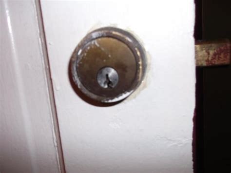 How to define a deadbolt role in java? Cannot remove Weiser deadbolt from old front door ...