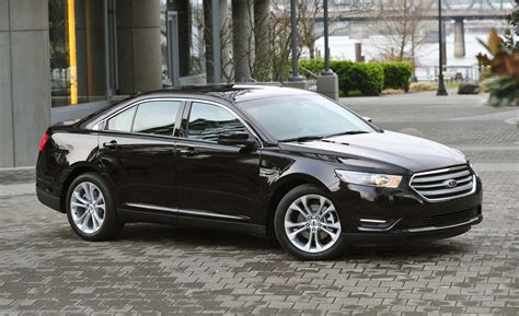 2013 Ford Taurus Sel Awd Instrumented Test Review Car And Driver