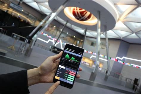 Ihsg pada penutupan perdagangan hari ini menguat dan joss, karena mampu menembus kembali level psikologis 6.000. IHSG Diprediksi Menguat, 5 Saham Ini Layak Dikoleksi