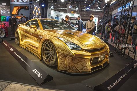 It raised eyebrows, it raised heartbeats, and it garnered a trophy case of awards and accolades. Kuhl Racing Reveals Gold Plated Nissan GT-R at Tokyo Auto Salon 2016 - GTspirit