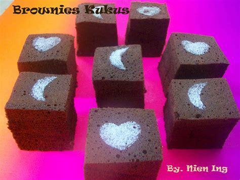 Buku variasi brownies kukus oleh photo source: Umek di Dapur: Brownies Kukus Ny. Liem
